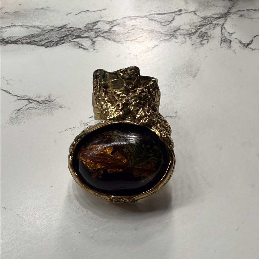 AUTHENTIC Yves Saint Laurent Gold Sculpted Ring - Picture 3 of 6